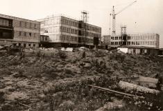 Výstavba nové školy 1976